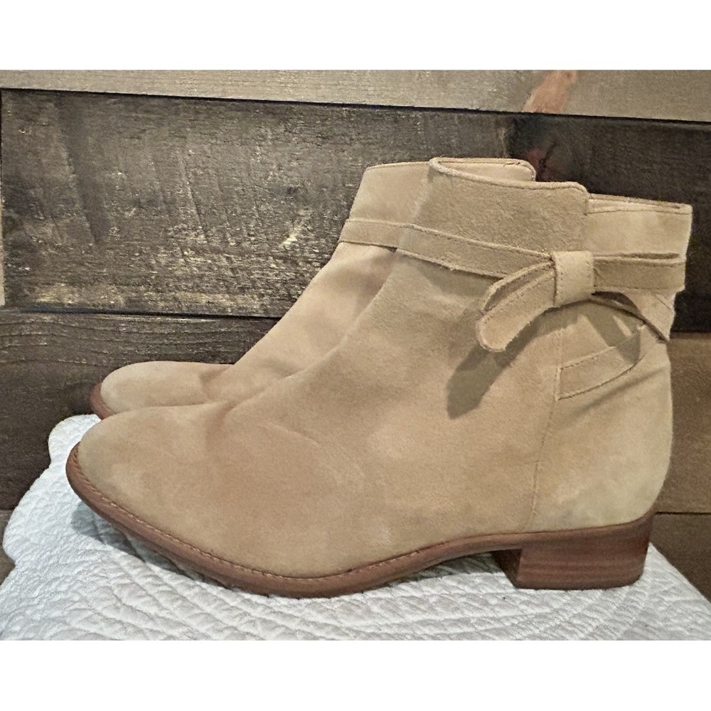 Talbots Tish Tan Suede Ankle Boots with Wrapped Bow Tie Detail Size 9M